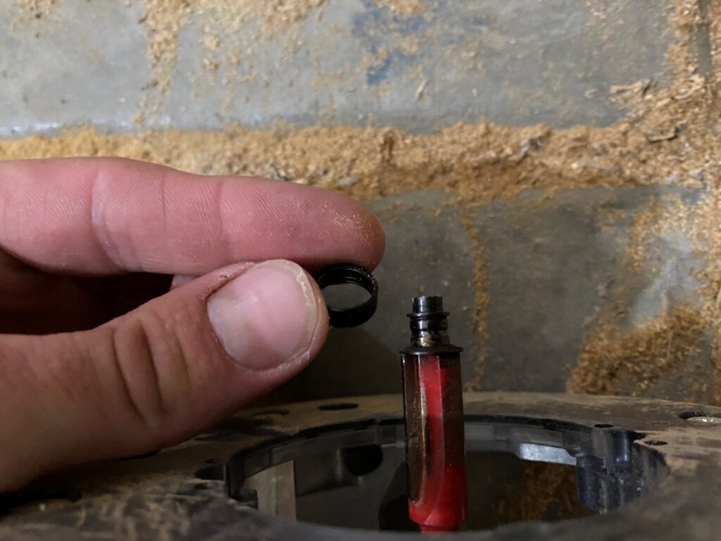 A must-read freud vs diablo router bits guide for woodworkers who want clean, precise cuts.