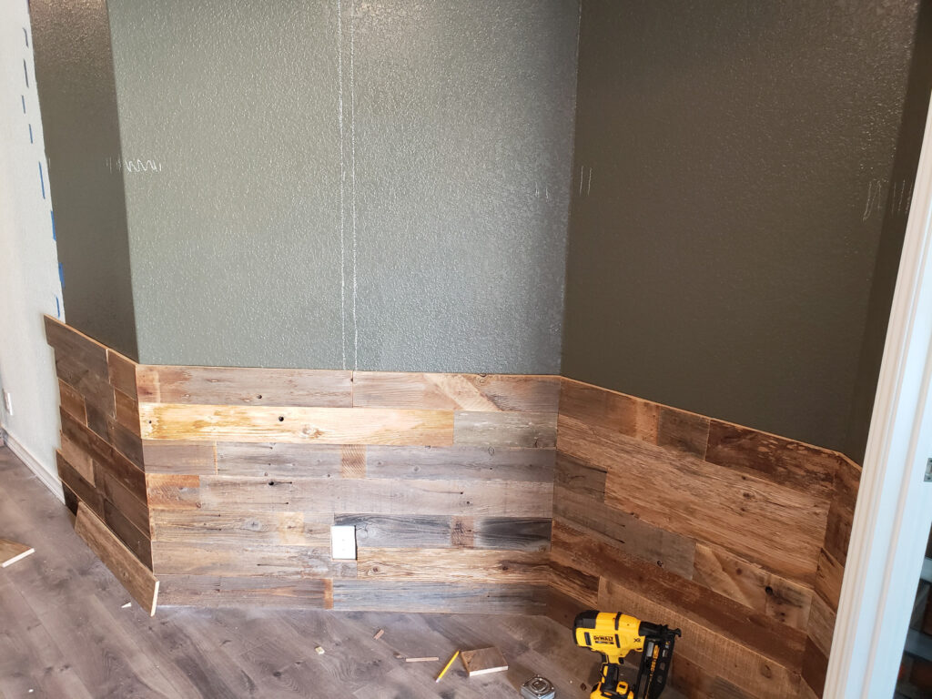 Choosing between Makita Vs Dewalt Framing Nailer? Get the pros, cons, and performance details you need to decide.