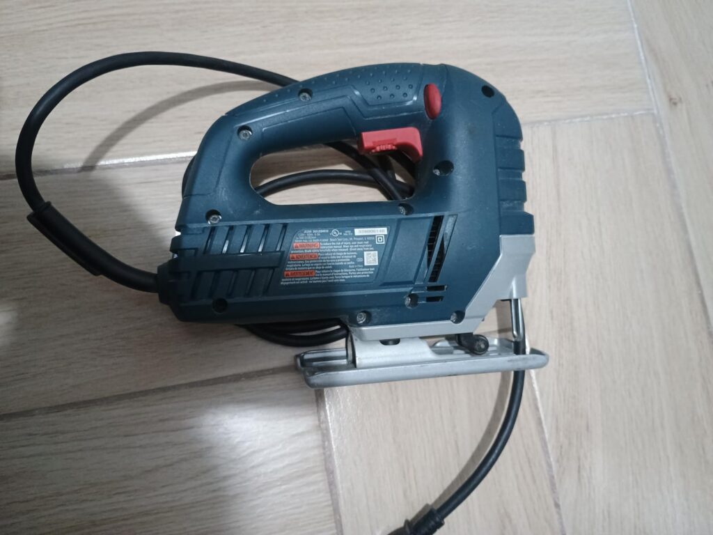 Bosch JS365 vs JS260: one feels outdated, the other refined. See which one holds up today.