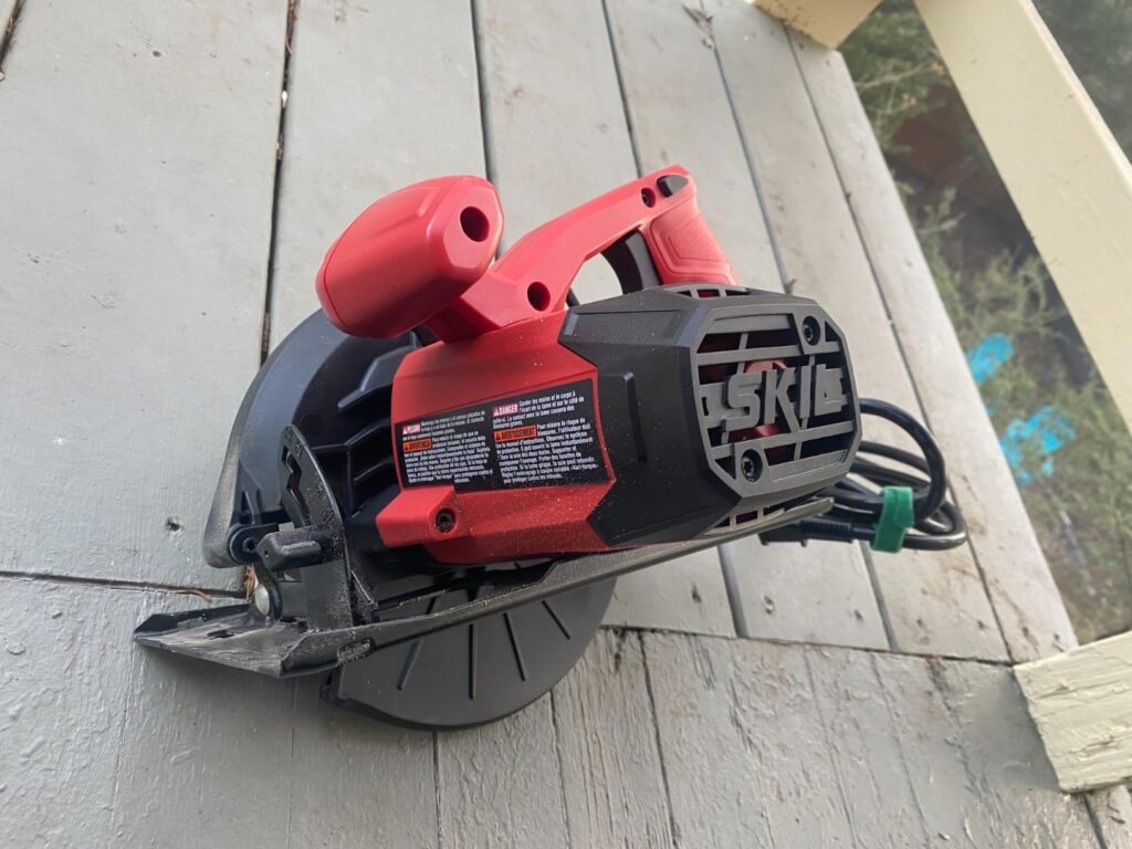 Skil 5080 vs 5280: Which saw cuts better, lasts longer, and feels safer to use? Let’s compare.