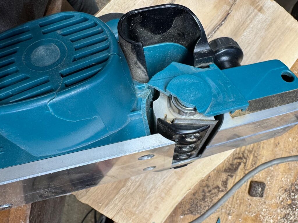 Makita KP0810 vs KP0800