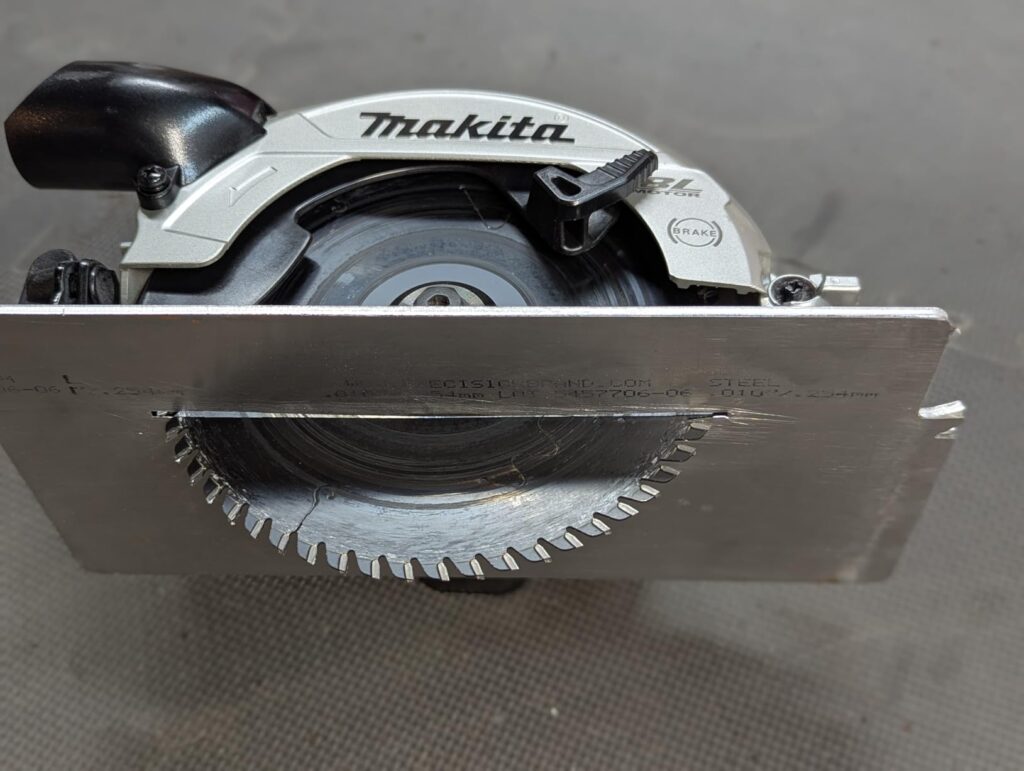 Makita XSH04ZB vs XSH03Z — a clear comparison for contractors and serious DIYers.