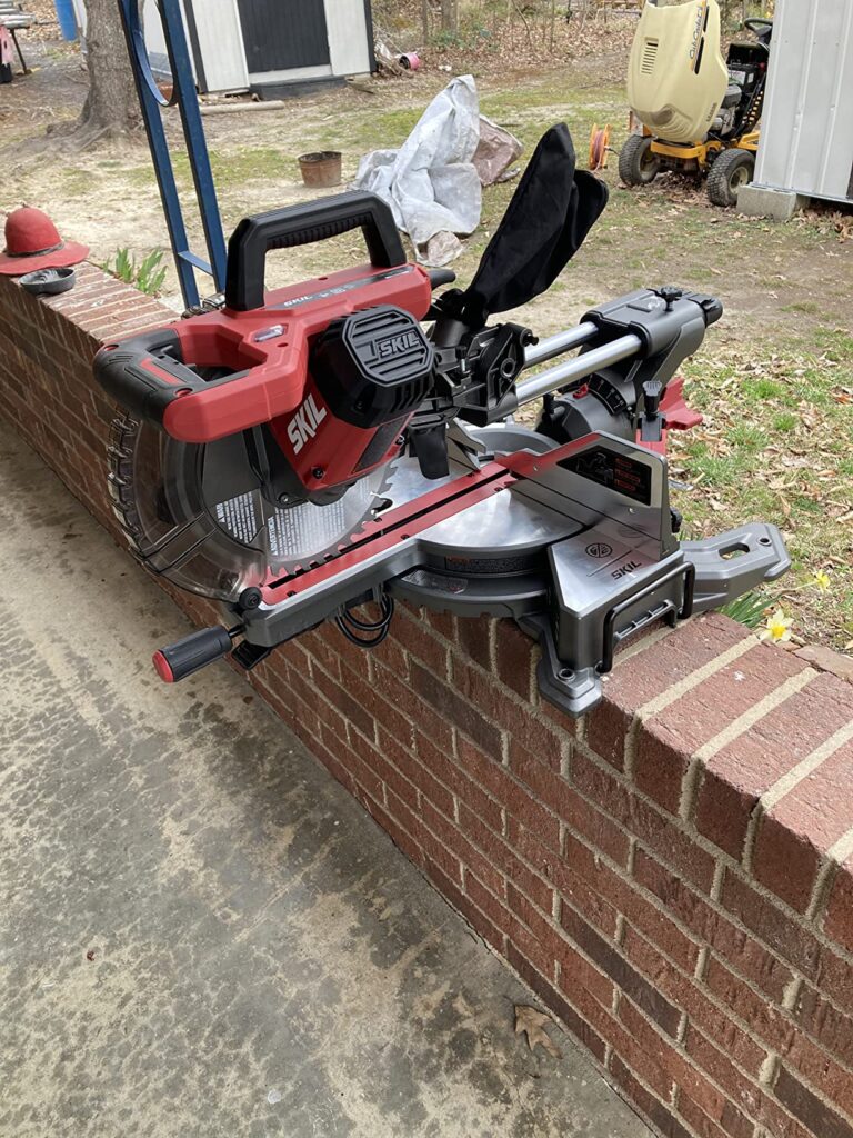 Skil Vs Ryobi Miter Saw comparison—discover the strengths, weaknesses, and best uses of each saw.