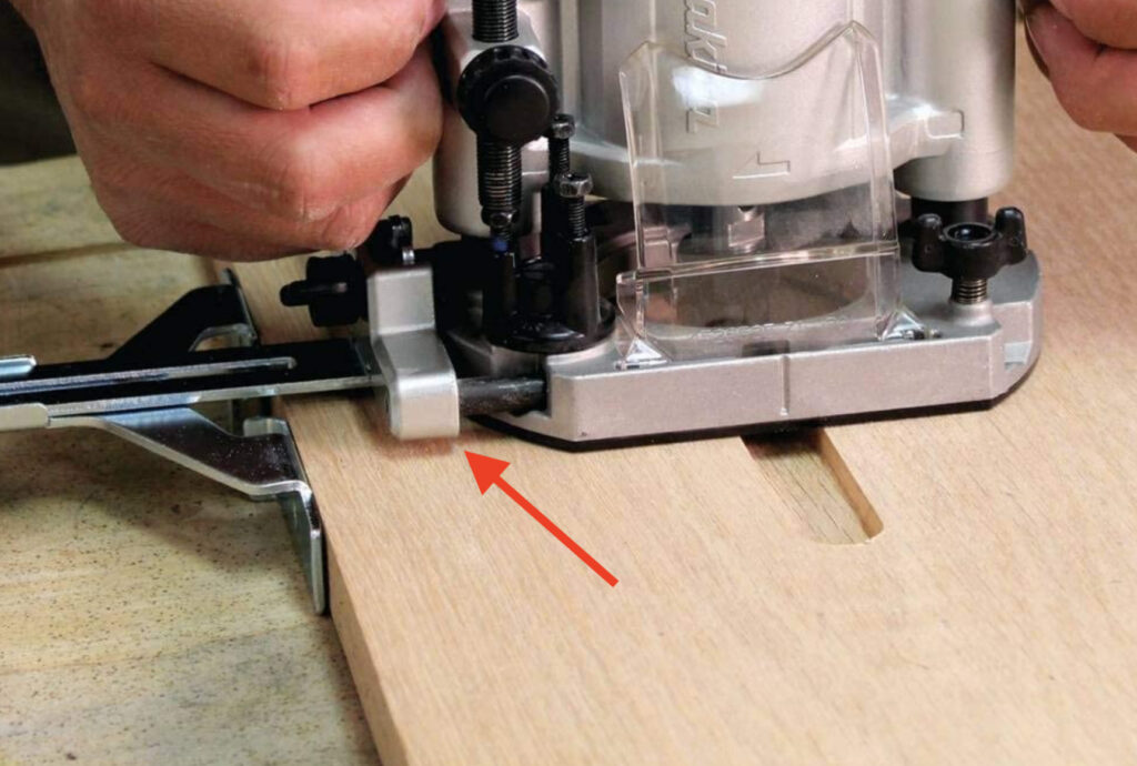Confused between Makita XTR01Z vs DRT50Z? This breakdown highlights what each router does best.