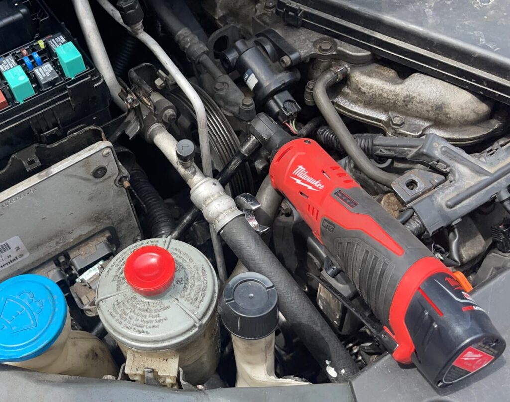 Milwaukee 2457-20 vs 2567-20—what changed, what stayed the same, and what matters most.