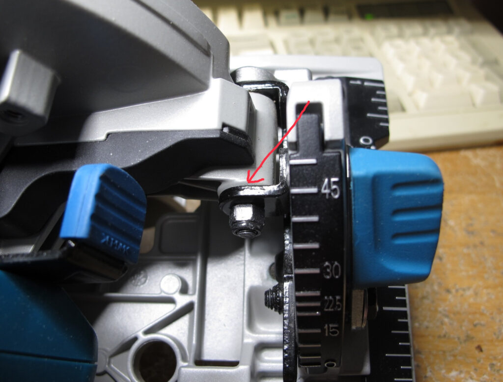 Makita XSH04ZB vs XSH03Z guide for anyone stuck choosing between these two saws.