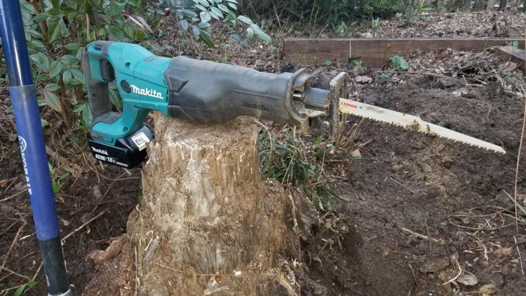 Makita XRJ04Z vs XRJ05Z tested for speed, vibration, and control. See which model actually holds up.