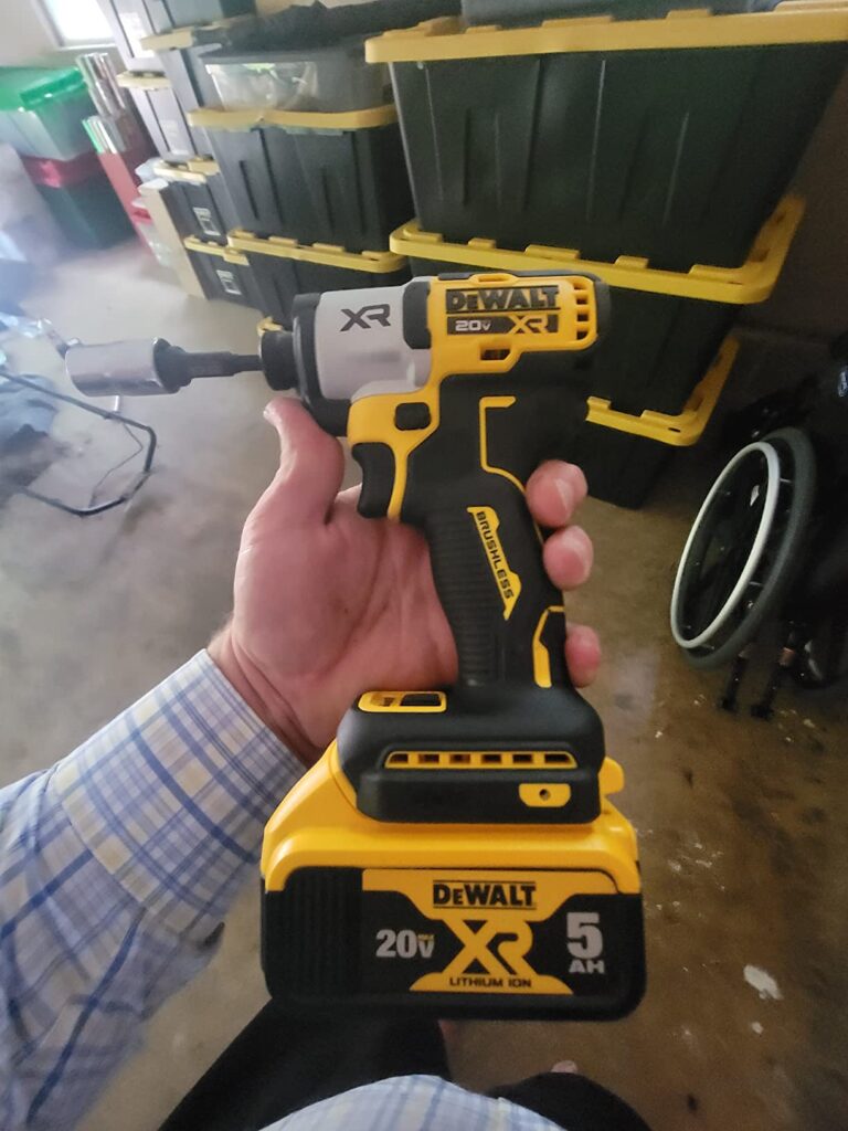 Confused about DeWalt DCF845 vs DCF860? This straight-to-the-point comparison makes your choice easy.